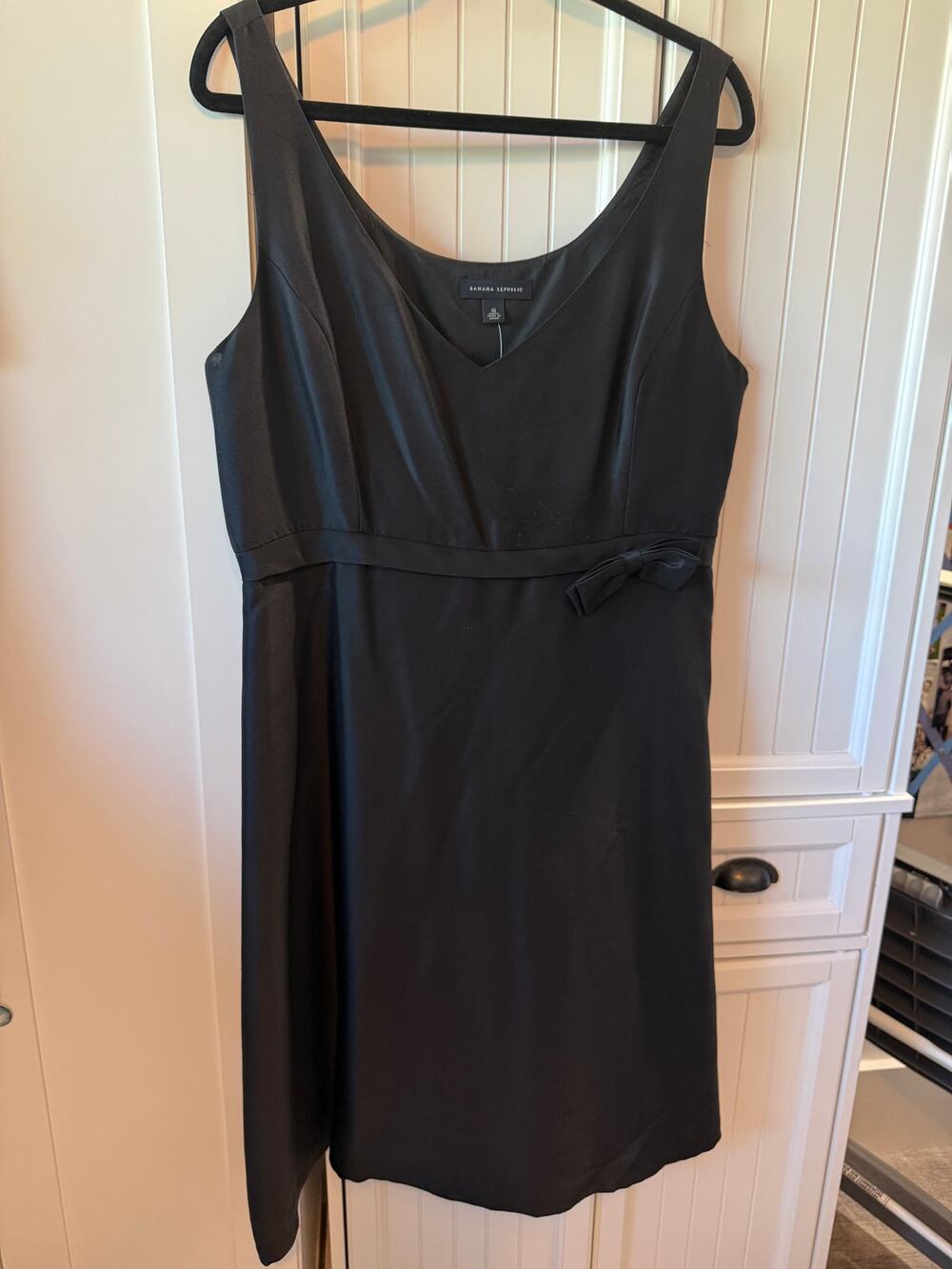 Banana Republic Black Sleeveless dress with waist bow Sz 16 NWT
